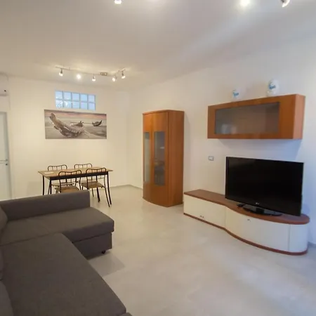 アパート Piazza Buccelli A 10 Mt Dal Mare *